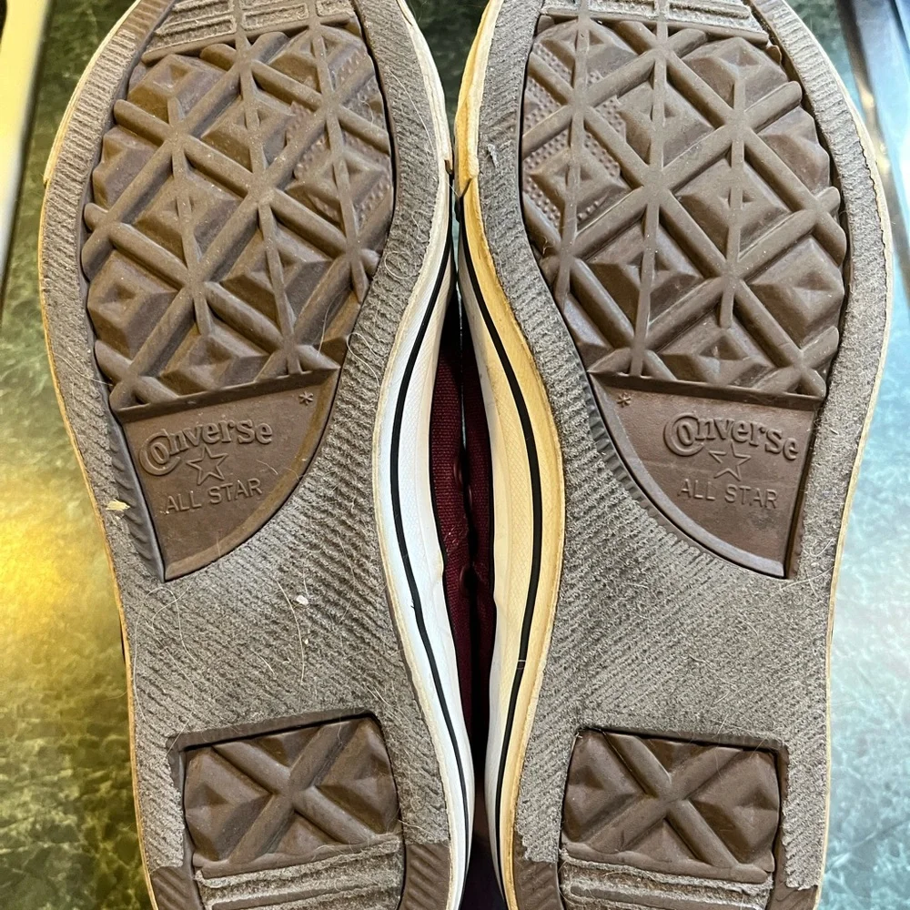 Converse Women’s Madison All Star Sneakers in Burgundy - Picture 4 of 6